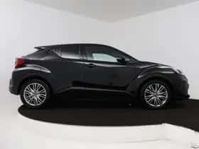 Toyota C-HR (2023) thumbnail 14