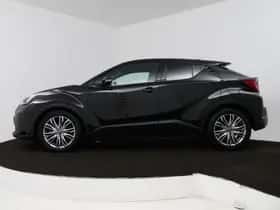 Toyota C-HR (2023) thumbnail 3