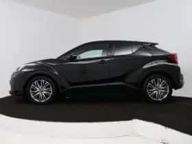 Toyota C-HR (2023) thumbnail 4
