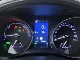 Toyota C-HR (2023) thumbnail 7