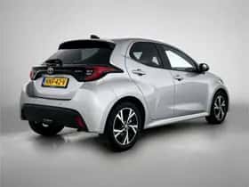 Toyota Yaris (2025) thumbnail 2