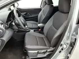 Toyota Yaris (2025) thumbnail 15