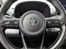 Toyota Yaris (2025) thumbnail 17