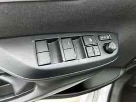 Toyota Yaris (2025) thumbnail 22