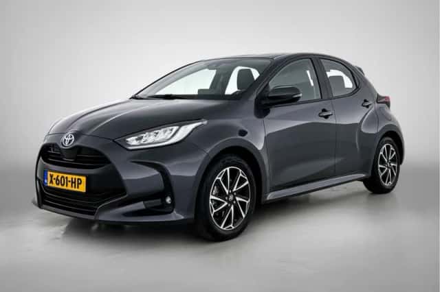 Toyota Yaris (2023) thumbnail 1
