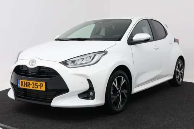 Toyota Yaris (2026) thumbnail 1