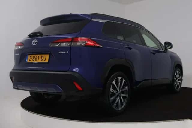 Toyota Corolla_Cross (2024) thumbnail 2