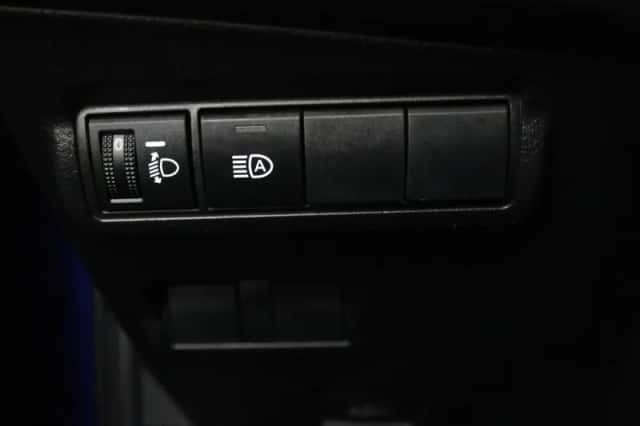 Toyota Corolla_Cross (2024) thumbnail 5
