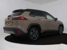 Toyota Corolla_Cross (2025) thumbnail 2