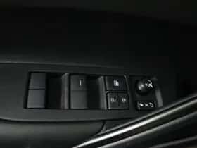 Toyota Corolla_Cross (2025) thumbnail 4