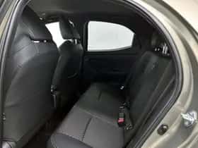 Toyota Yaris (2024) thumbnail 16