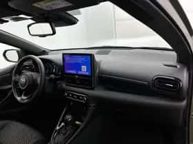 Toyota Yaris (2024) thumbnail 6
