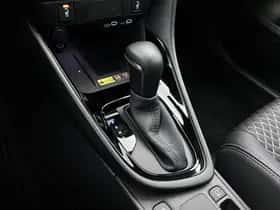 Toyota Yaris (2024) thumbnail 10