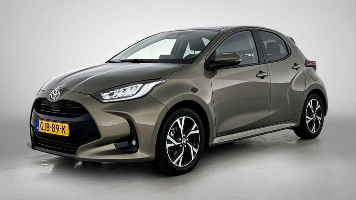 Toyota Yaris (2024) — foto 1
