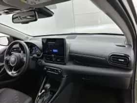 Toyota Yaris (2024) thumbnail 7