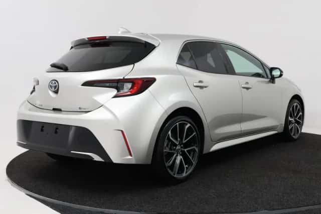 Toyota Corolla (2026) thumbnail 2