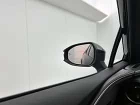 Toyota C-HR (2025) thumbnail 33