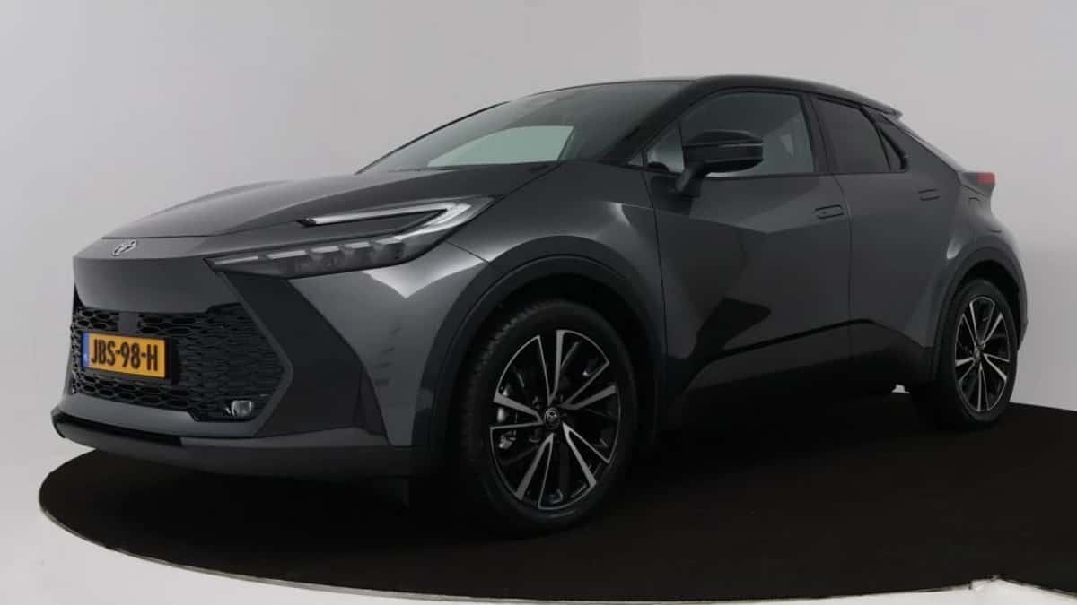 Toyota C-HR (2025) — foto 1