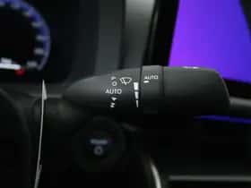 Toyota C-HR (2025) thumbnail 24