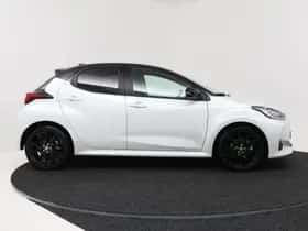 Toyota Yaris (2023) thumbnail 14