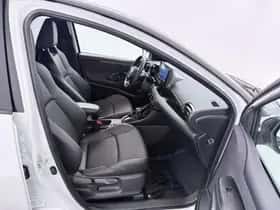 Toyota Yaris (2023) thumbnail 27