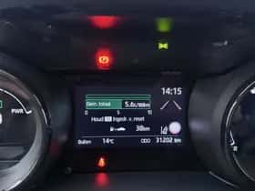 Toyota Yaris (2023) thumbnail 6