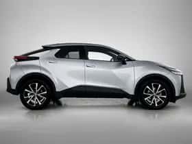 Toyota C-HR (2025) thumbnail 11