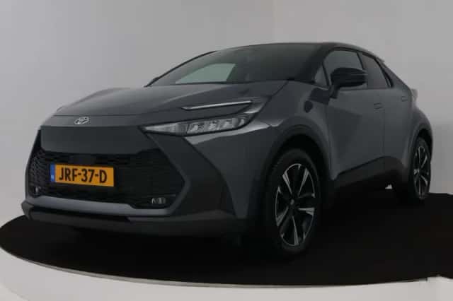 Toyota C-HR (2025) thumbnail 1