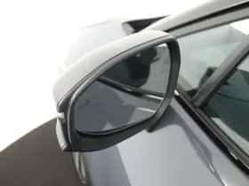 Toyota C-HR (2025) thumbnail 23
