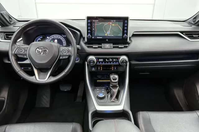 Toyota RAV4 (2022) thumbnail 5