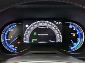 Toyota RAV4 (2022) thumbnail 6