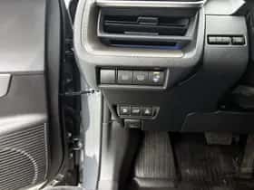 Toyota Prius (2024) thumbnail 33