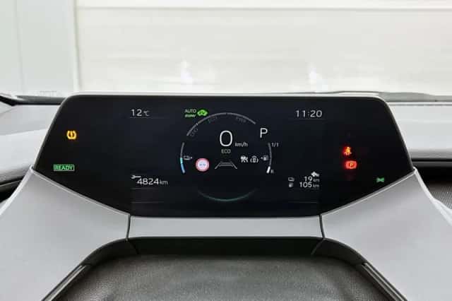 Toyota Prius (2024) thumbnail 5