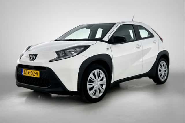 Toyota Aygo (2025) thumbnail 1