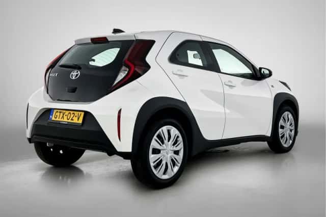 Toyota Aygo (2025) thumbnail 2