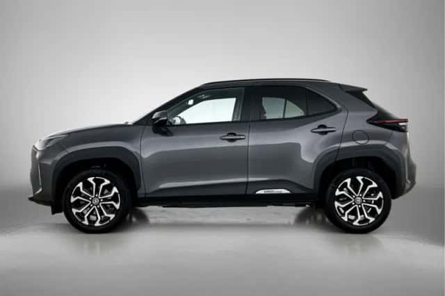 Toyota Yaris_Cross (2025) thumbnail 3
