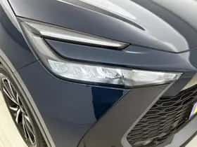 Toyota C-HR (2024) thumbnail 38