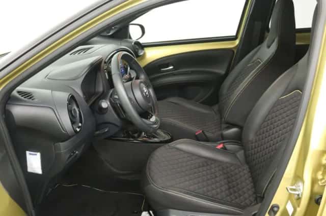 Toyota Aygo (2023) thumbnail 4