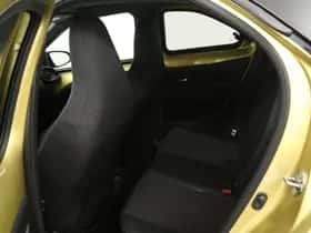 Toyota Aygo (2023) thumbnail 5