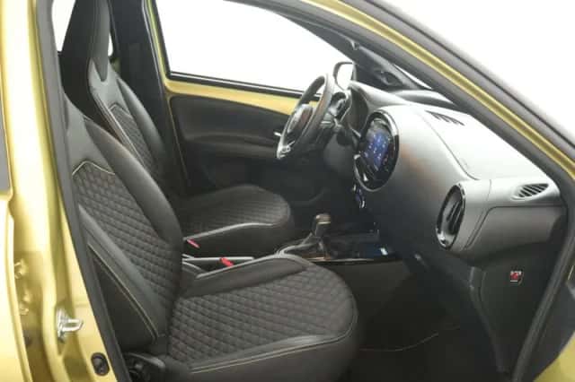 Toyota Aygo (2023) thumbnail 6