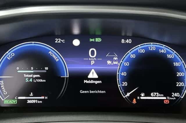 Toyota Corolla_Touring_Sports (2025) thumbnail 5