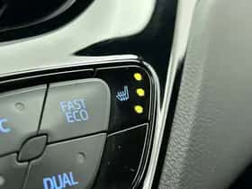 Toyota C-HR (2020) thumbnail 18