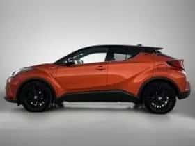 Toyota C-HR (2020) thumbnail 4