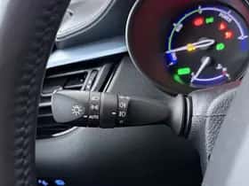 Toyota C-HR (2022) thumbnail 7