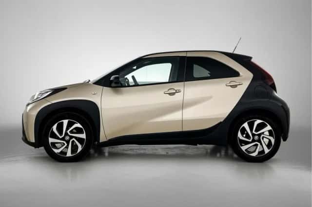 Toyota Aygo (2024) thumbnail 3