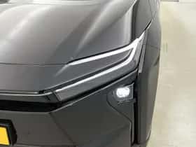 Toyota bZ4X (2026) thumbnail 37