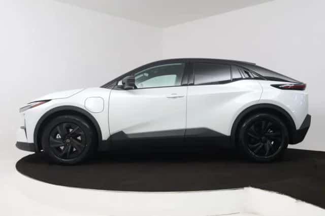 Toyota C-HR+ (2026) thumbnail 3