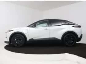 Toyota C-HR+ (2026) thumbnail 4