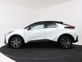 Toyota C-HR (2026) thumbnail 3