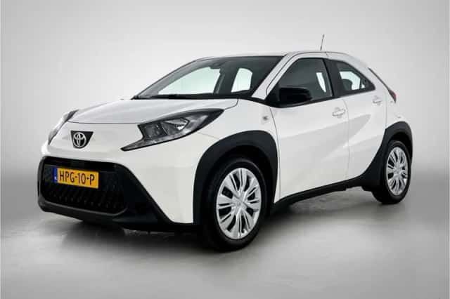 Toyota Aygo (2025) thumbnail 1